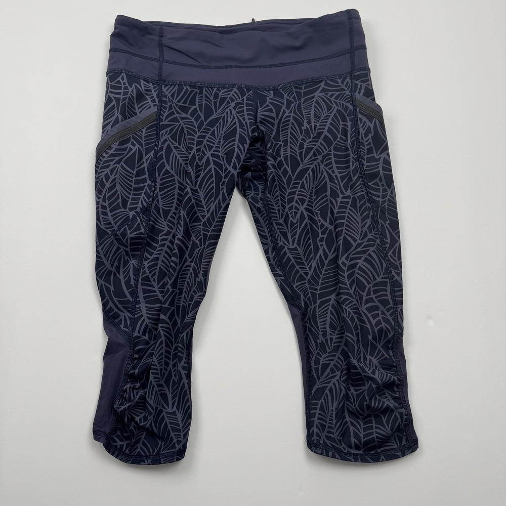 Lululemon Crop Pants Womens 8 (29x16) Black Leaf Print Pace Rival Mid Rise